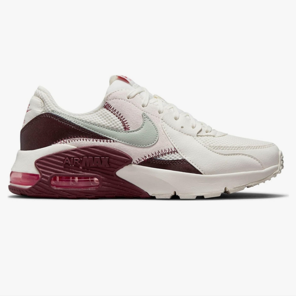 Nike Air Max Excee size 9